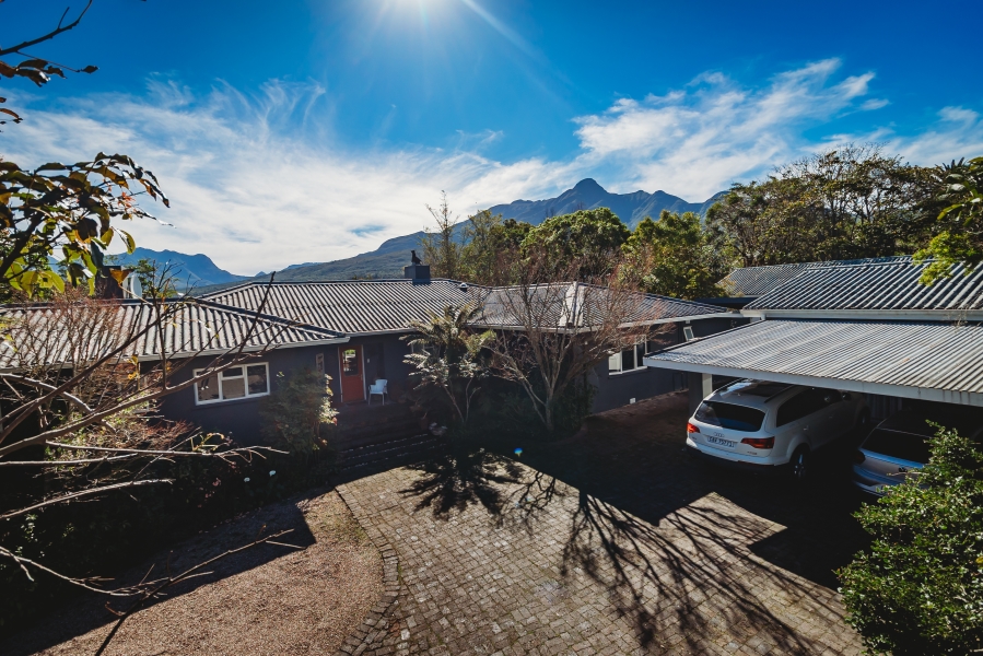 4 Bedroom Property for Sale in Camphersdrift Western Cape